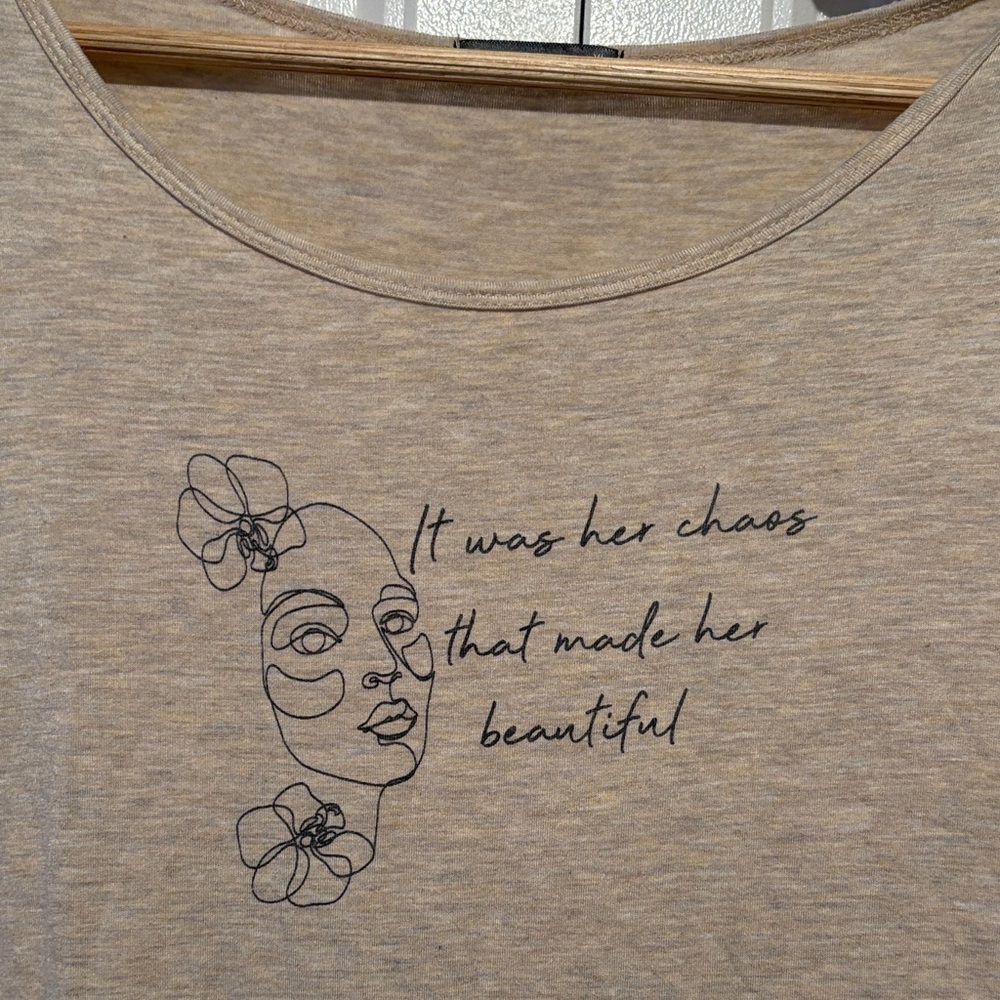 House of Tory Beige Graphic Tee - Picture 3 of 5